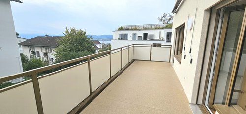 Balcony Lake View - 3.5 Zimmerwohnung an Toplage in Zürich